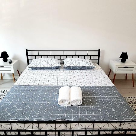 Alesia Apartment Oradea Ngoại thất bức ảnh