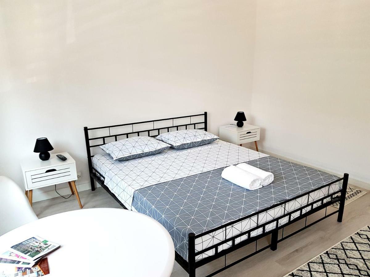 Alesia Apartment Oradea Ngoại thất bức ảnh
